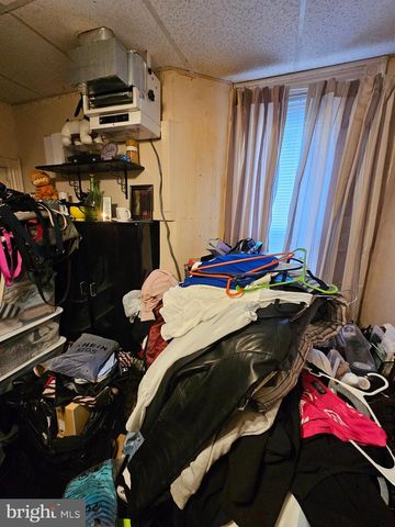 1827 S 57TH ST, Philadelphia, PA 19143