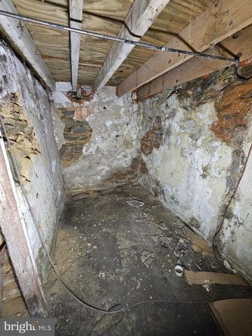 1827 S 57TH ST, Philadelphia, PA 19143