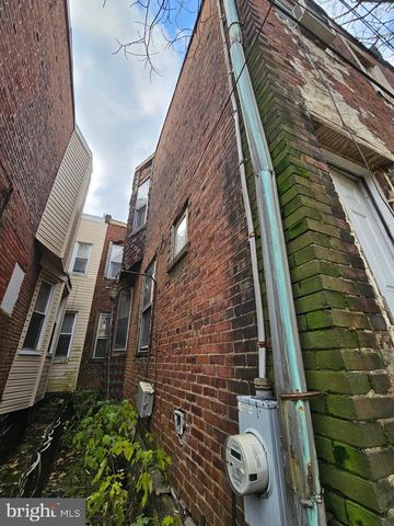 1827 S 57TH ST, Philadelphia, PA 19143