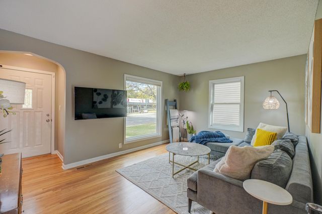 7217 Minnetonka Boulevard, Saint Louis Park, MN 55426