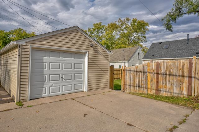 7217 Minnetonka Boulevard, Saint Louis Park, MN 55426