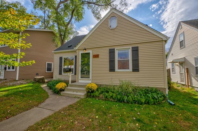 7217 Minnetonka Boulevard, Saint Louis Park, MN 55426