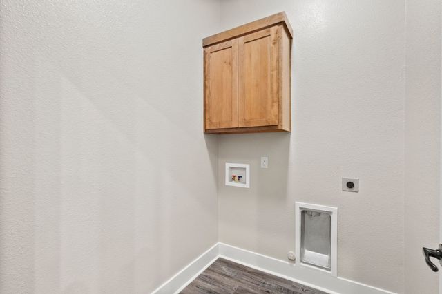411 Mesa Drive, Lone Oak, TX 75453