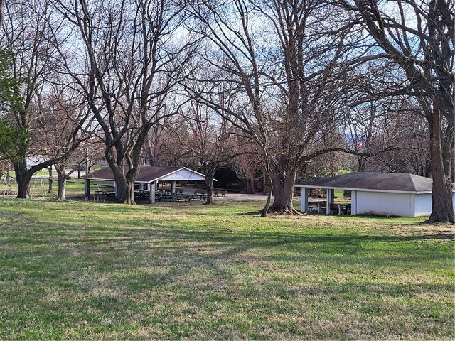 Box 505 Arnold Palmer Dr, Unity Twp, PA 15650