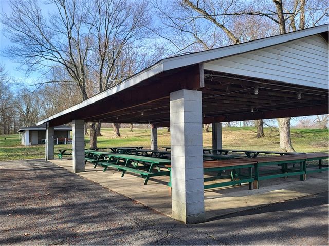 Box 505 Arnold Palmer Dr, Unity Twp, PA 15650