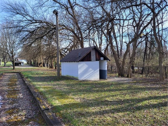 Box 505 Arnold Palmer Dr, Unity Twp, PA 15650