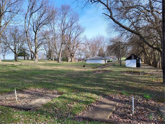 Box 505 Arnold Palmer Dr, Unity Twp, PA 15650