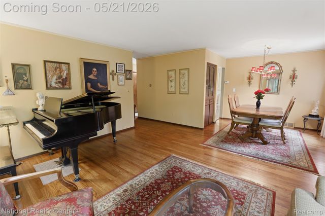 16607 Macarthur, Redford Charter Township, MI 48240