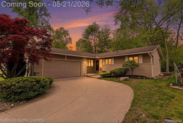 16607 Macarthur, Redford Charter Township, MI 48240
