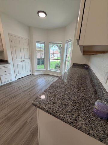 2205 Highland Crossing Drive, Conroe, TX 77304
