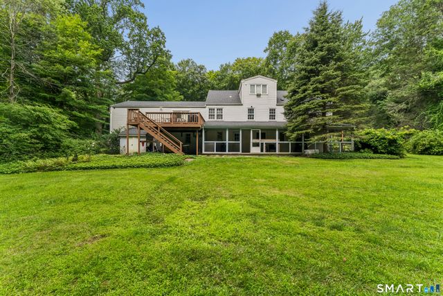 24 White Birch Road, Ridgefield, CT 06877