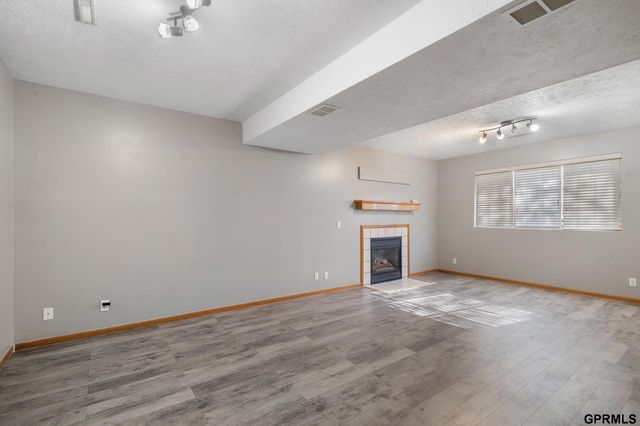 8208 S 67 Court, La Vista, NE 68128