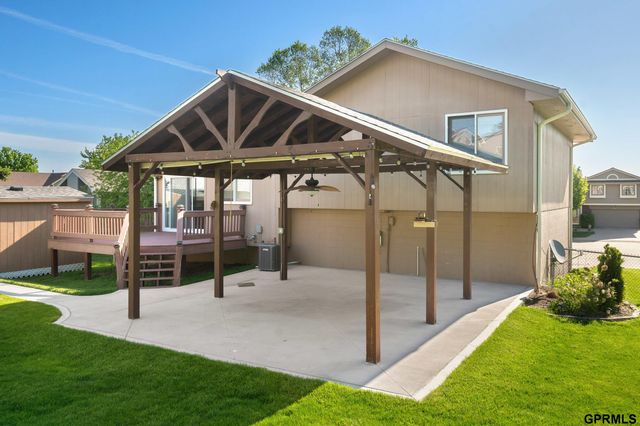 8208 S 67 Court, La Vista, NE 68128