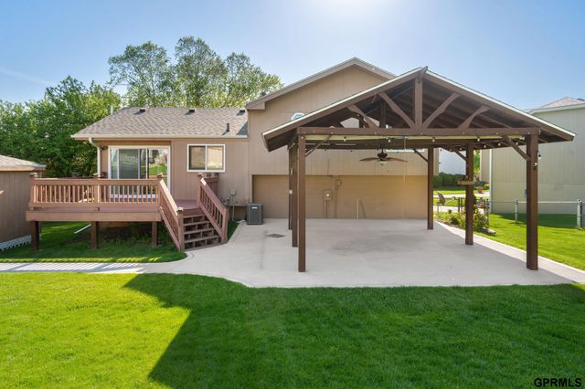 8208 S 67 Court, La Vista, NE 68128