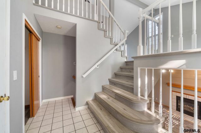 8208 S 67 Court, La Vista, NE 68128