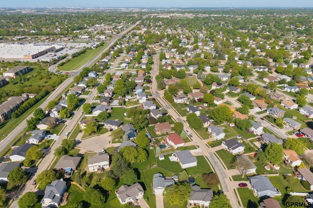 8208 S 67 Court, La Vista, NE 68128