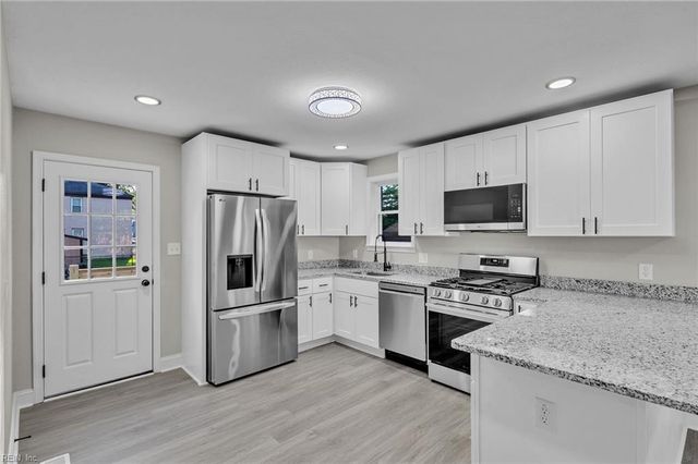 137 Clyde ST, Hampton, VA 23669