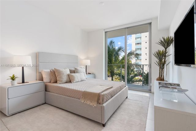 10281 W Bay Harbor Dr 504, Bay Harbor Islands, FL 33154