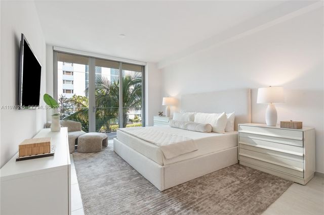 10281 W Bay Harbor Dr 504, Bay Harbor Islands, FL 33154