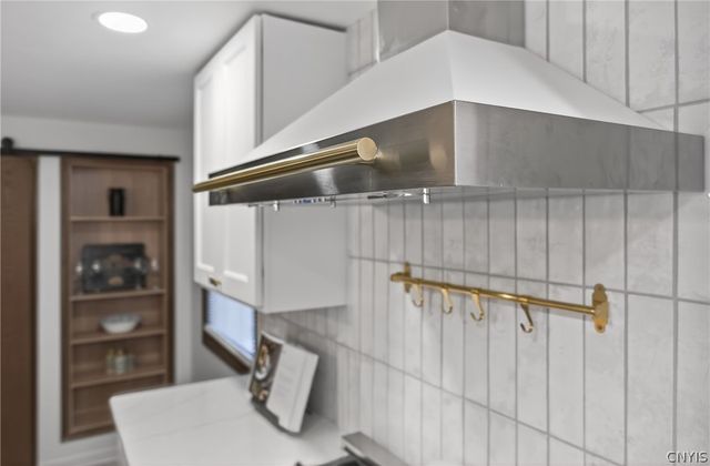 7853 Vernon Road South, Cicero, NY 13039