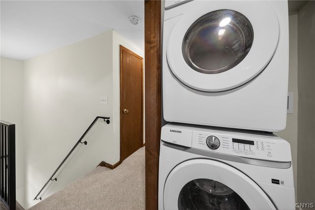 7853 Vernon Road South, Cicero, NY 13039