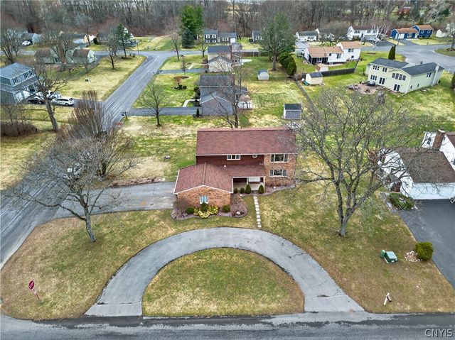 7853 Vernon Road South, Cicero, NY 13039