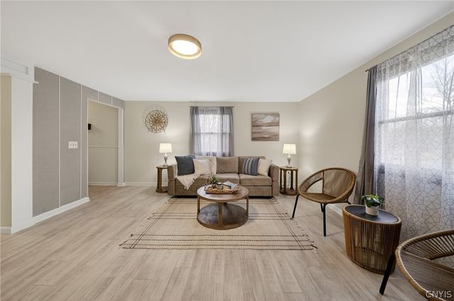 7853 Vernon Road South, Cicero, NY 13039