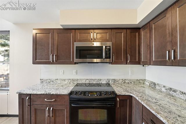 5513 Saddle Rock Trail, Colorado Springs, CO 80918