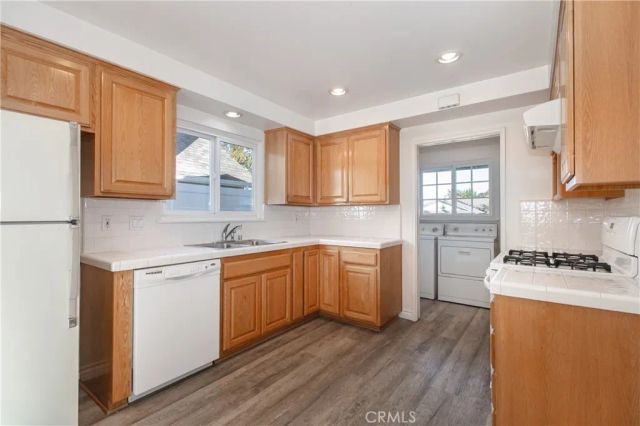 23042 Gilmore Street, West Hills, CA 91307