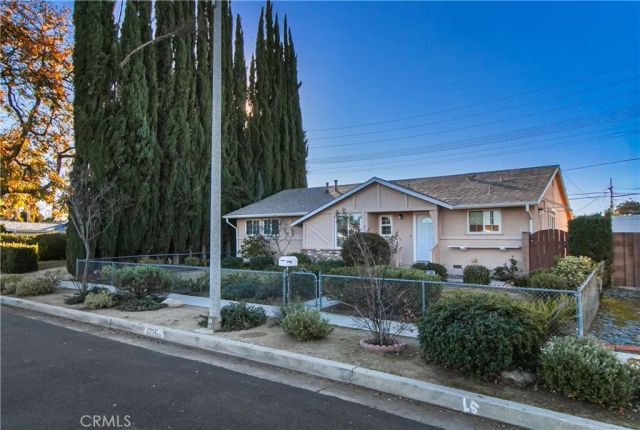 23042 Gilmore Street, West Hills, CA 91307