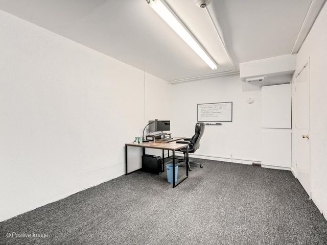 351 N York Road, Elmhurst, IL 60126