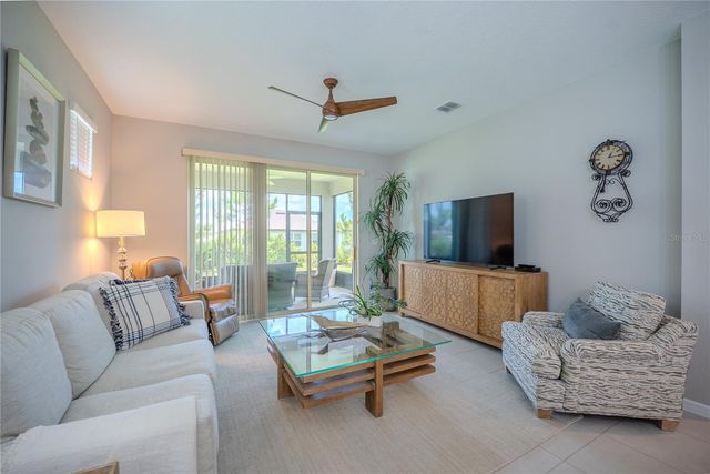 8764 SW 58TH STREET ROAD, Ocala, FL 34481