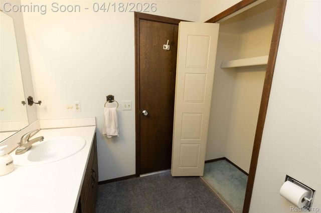 125 Cuttle Road 44, Marysville, MI 48040