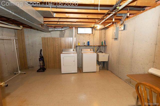 125 Cuttle Road 44, Marysville, MI 48040