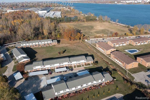 125 Cuttle Road 44, Marysville, MI 48040