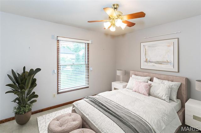 1208 Summers End Drive, Fenton, MO 63026
