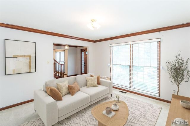 1208 Summers End Drive, Fenton, MO 63026