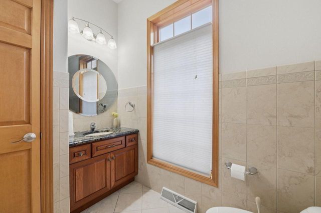 9425 43rd AVENUE, Pleasant Prairie, WI 53158