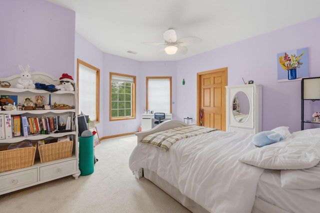 9425 43rd AVENUE, Pleasant Prairie, WI 53158