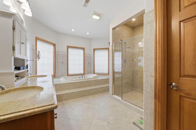 9425 43rd AVENUE, Pleasant Prairie, WI 53158