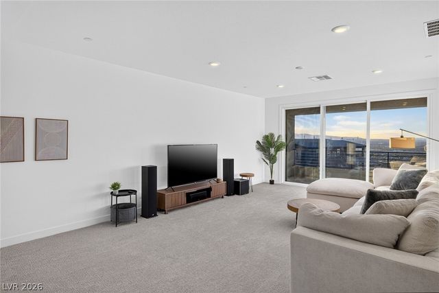 526 Riley Ridge Court, Henderson, NV 89012