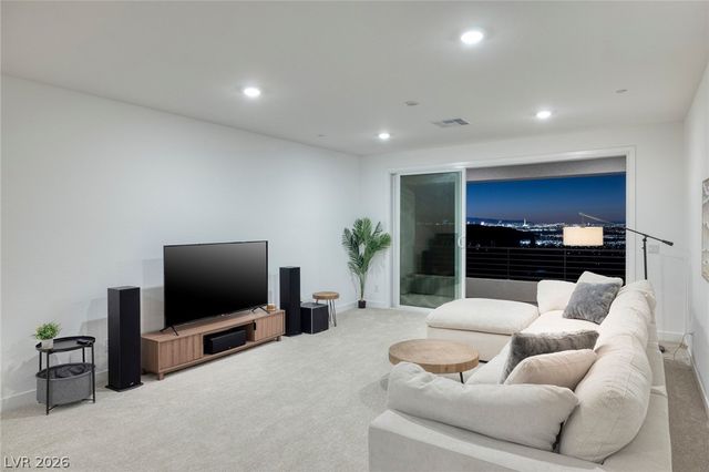 526 Riley Ridge Court, Henderson, NV 89012