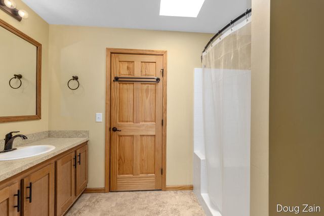 13611 Snapdragon Lane, Cedar Springs, MI 49319