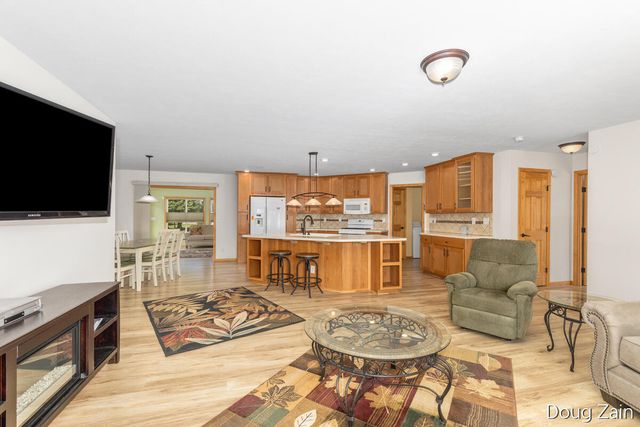 13611 Snapdragon Lane, Cedar Springs, MI 49319