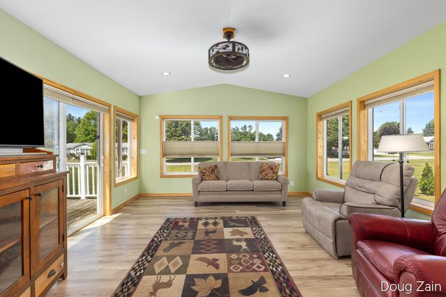13611 Snapdragon Lane, Cedar Springs, MI 49319