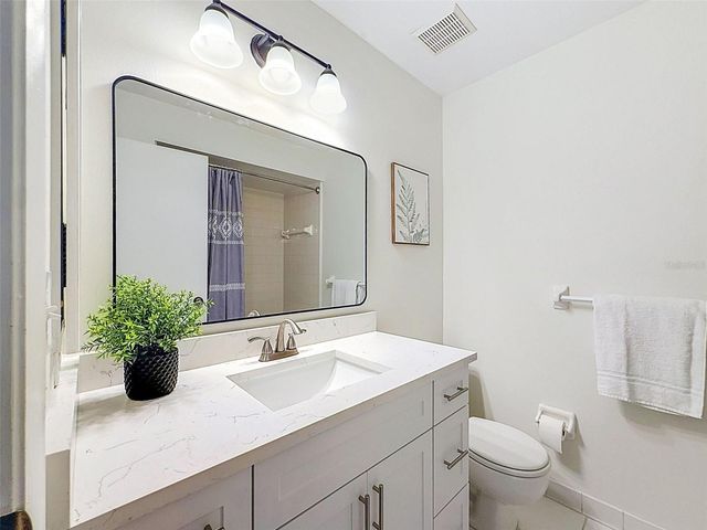 826 FRANKLIN CIRCLE, Palm Harbor, FL 34683