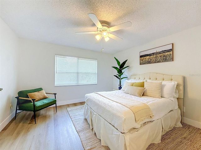 826 FRANKLIN CIRCLE, Palm Harbor, FL 34683