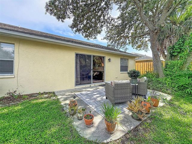 826 FRANKLIN CIRCLE, Palm Harbor, FL 34683