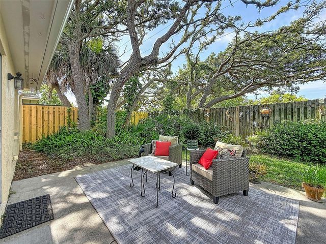 826 FRANKLIN CIRCLE, Palm Harbor, FL 34683