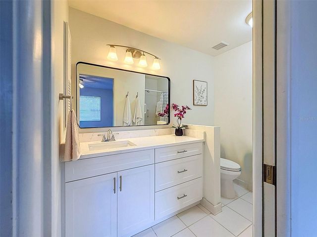 826 FRANKLIN CIRCLE, Palm Harbor, FL 34683